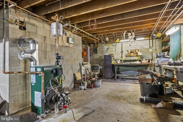 819 W MINER ST, West Chester, PA 19382