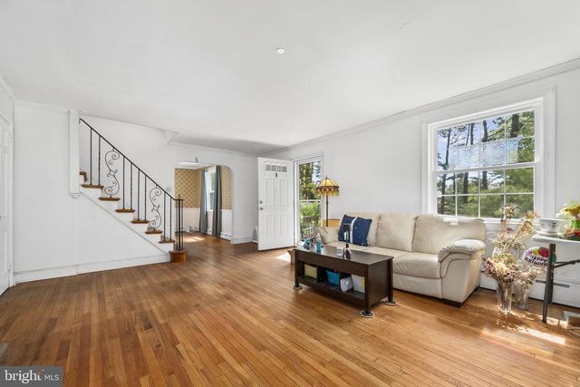 819 W MINER ST, West Chester, PA 19382