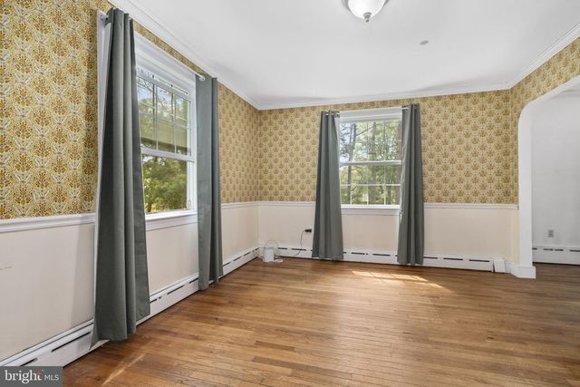 819 W MINER ST, West Chester, PA 19382