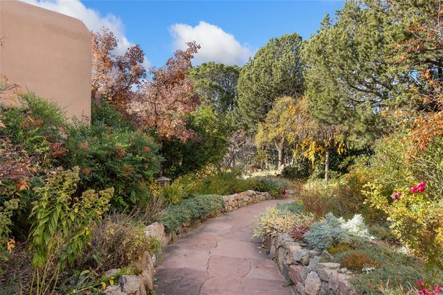 2022 Foothills Road, Santa Fe, NM 87505