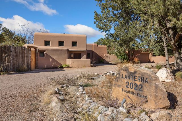 2022 Foothills Road, Santa Fe, NM 87505