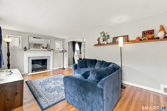 143 Federal Street, West Hartford, CT 06110
