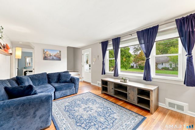 143 Federal Street, West Hartford, CT 06110