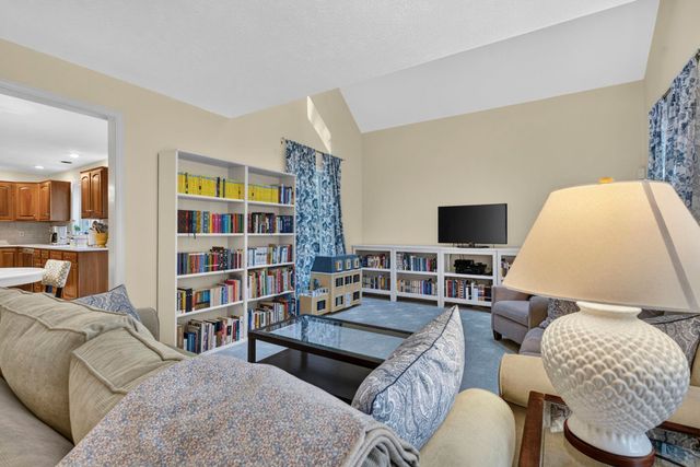 83 Rosewell Road, Bedford, NH 03110
