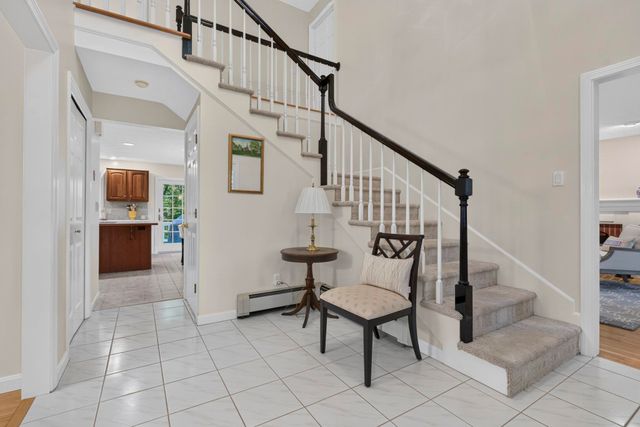 83 Rosewell Road, Bedford, NH 03110