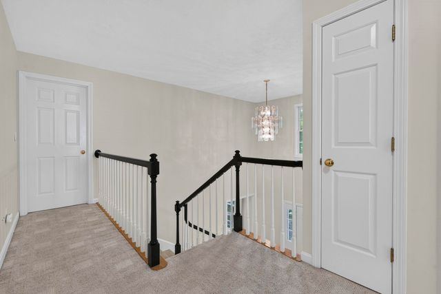 83 Rosewell Road, Bedford, NH 03110