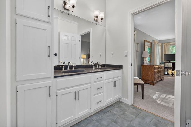 83 Rosewell Road, Bedford, NH 03110