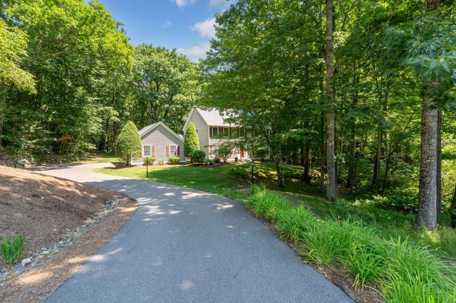 83 Rosewell Road, Bedford, NH 03110