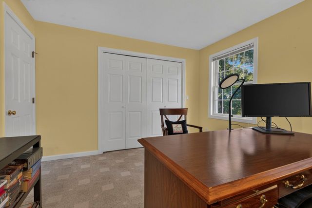 83 Rosewell Road, Bedford, NH 03110