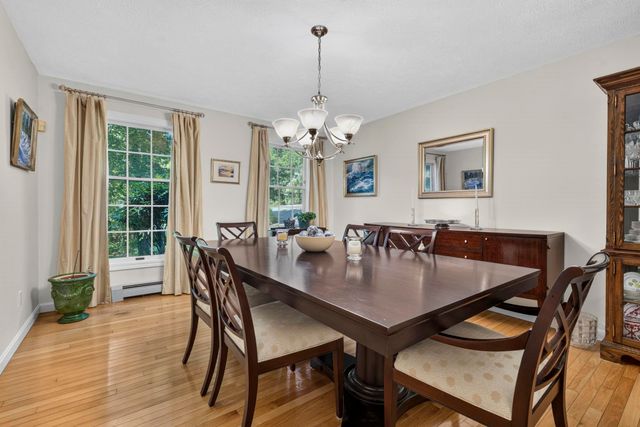 83 Rosewell Road, Bedford, NH 03110