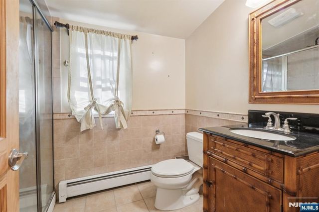 4 Brookview Drive, Woodland Park, NJ 07424