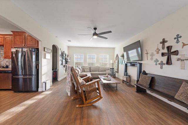 7012 Starling Street, Joshua, TX 76058