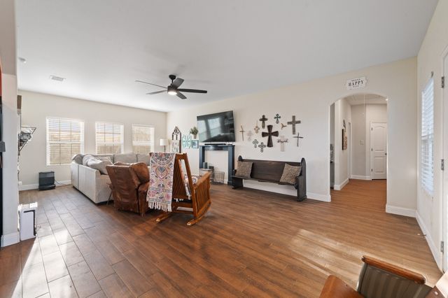 7012 Starling Street, Joshua, TX 76058