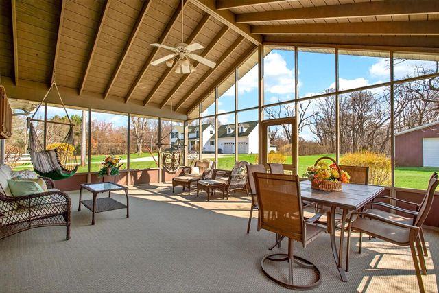 10299 Gast Road, Bridgman, MI 49106