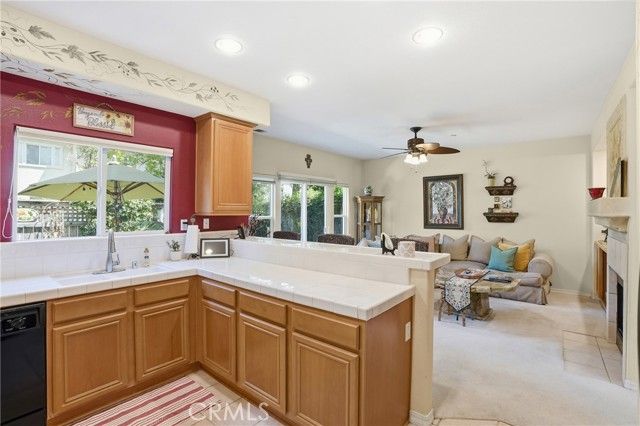 2344 Timsbury Way, Santa Maria, CA 93455