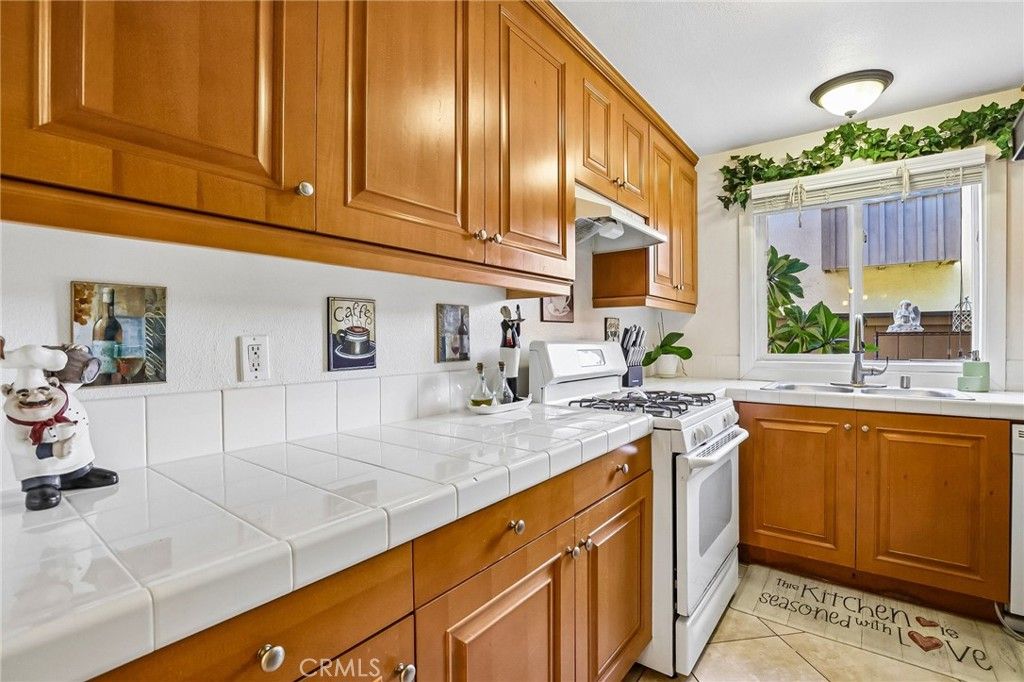 1001 W Stevens, Santa Ana, CA 92707 — photo 3