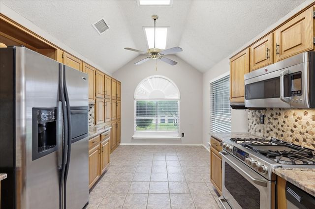 5101 Hearthcrest Drive, Garland, TX 75044