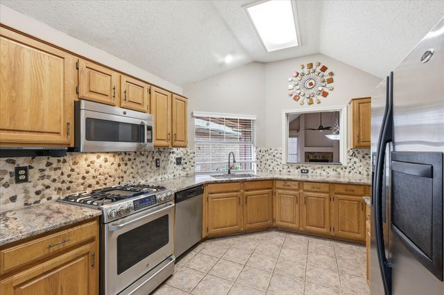 5101 Hearthcrest Drive, Garland, TX 75044