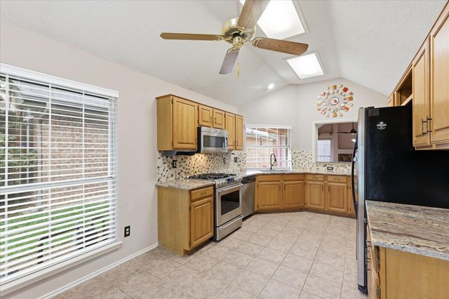5101 Hearthcrest Drive, Garland, TX 75044