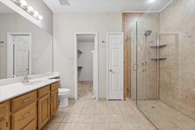 5101 Hearthcrest Drive, Garland, TX 75044