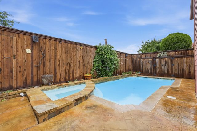 5101 Hearthcrest Drive, Garland, TX 75044
