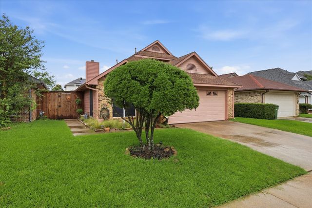 5101 Hearthcrest Drive, Garland, TX 75044