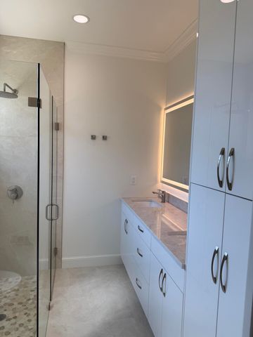 10664 Royal Caribbean Circle, Boynton Beach, FL 33437