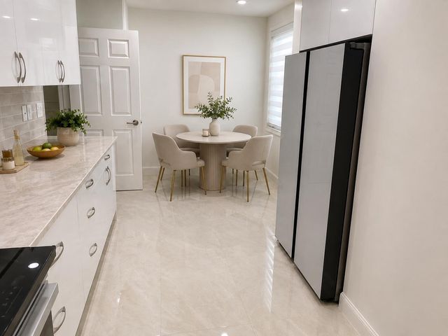 10664 Royal Caribbean Circle, Boynton Beach, FL 33437