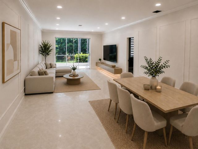 10664 Royal Caribbean Circle, Boynton Beach, FL 33437