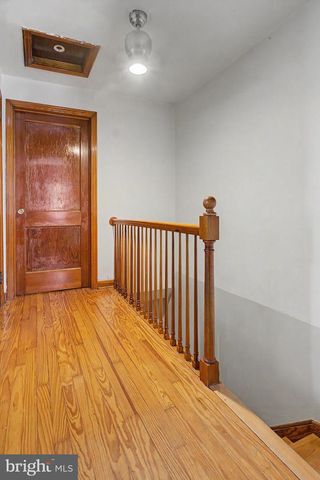342 W OLD CROSS RD, New Market, VA 22844