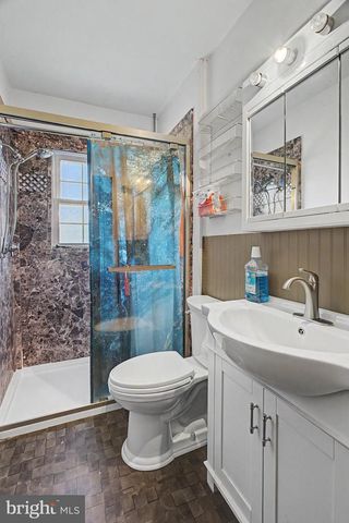 342 W OLD CROSS RD, New Market, VA 22844