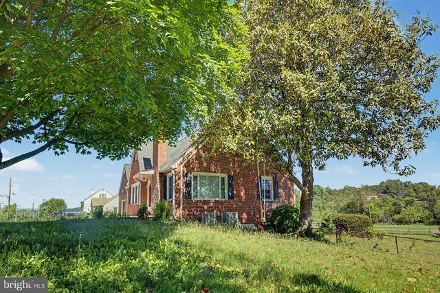 342 W OLD CROSS RD, New Market, VA 22844
