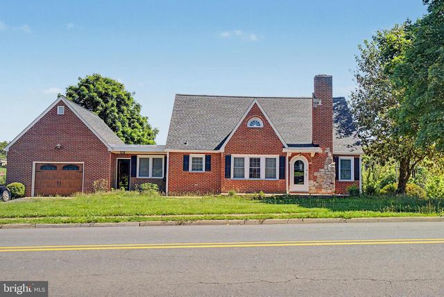 342 W OLD CROSS RD, New Market, VA 22844