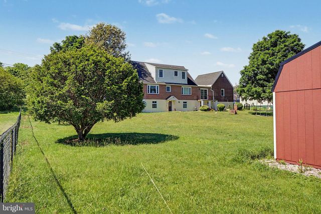 342 W OLD CROSS RD, New Market, VA 22844