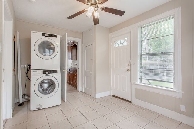 6922 Lindsley Avenue, Dallas, TX 75223