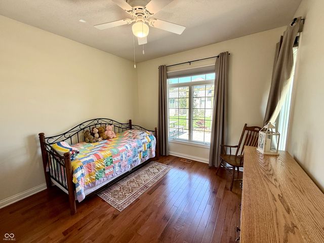 2868 Bloomsbury S, Greenwood, IN 46143