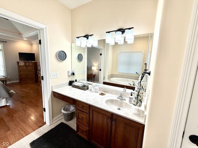 2868 Bloomsbury S, Greenwood, IN 46143