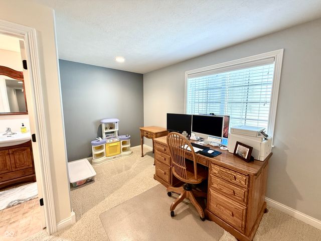 2868 Bloomsbury S, Greenwood, IN 46143