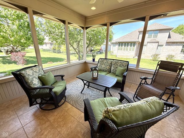 2868 Bloomsbury S, Greenwood, IN 46143