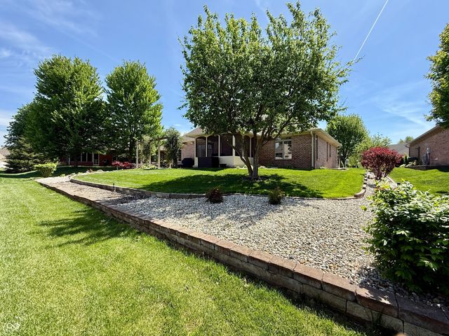 2868 Bloomsbury S, Greenwood, IN 46143