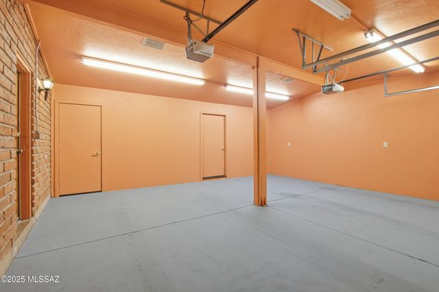 3565 N Stewart Avenue, Tucson, AZ 85716