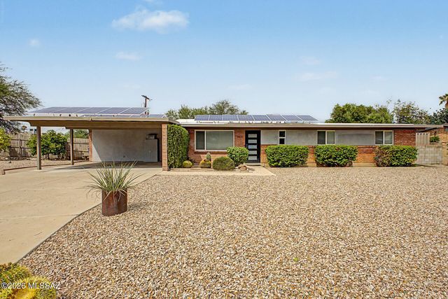 7409 E Calle La Vega, Tucson, AZ 85710