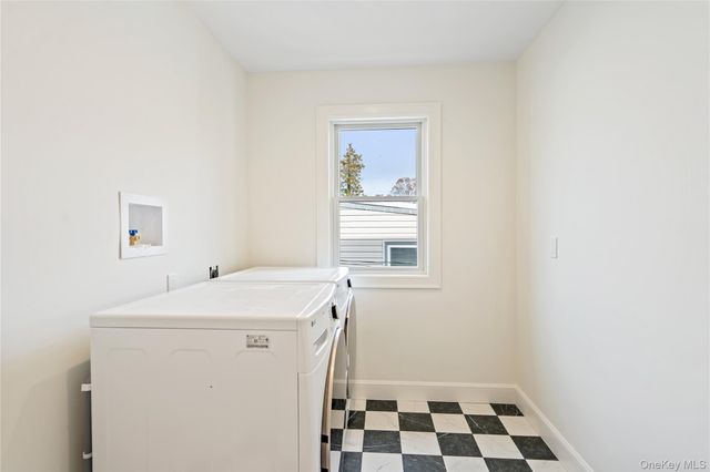 81 Bayview Avenue, Massapequa, NY 11758