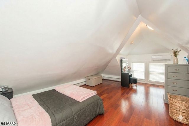 153 Orchard St, Elmwood Park Boro, NJ 07407