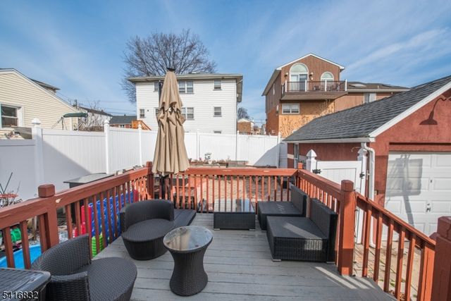 153 Orchard St, Elmwood Park Boro, NJ 07407