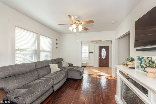 153 Orchard St, Elmwood Park Boro, NJ 07407