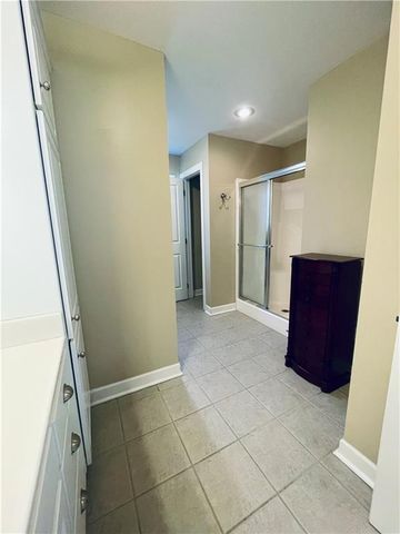 810 Arrowhead Circle, Maryville, MO 64468