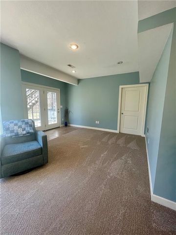 810 Arrowhead Circle, Maryville, MO 64468