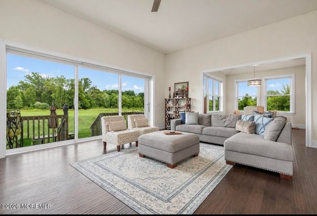 4 Prestwick Court, Holmdel, NJ 07733