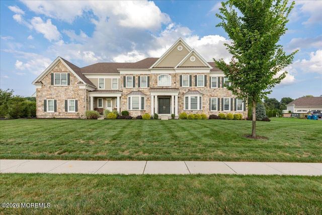 4 Prestwick Court, Holmdel, NJ 07733